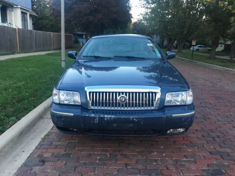 2007 Mercury Grand Marquis for sale at RIVER AUTO SALES CORP in Maywood IL