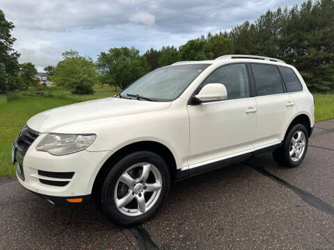 2009 Volkswagen Touareg 2 for sale at North Motors Inc in Princeton MN