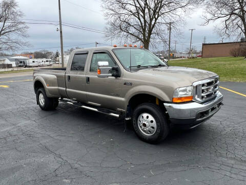 2002 Ford F-350 Super Duty for sale at Dittmar Auto Dealer LLC in Dayton OH