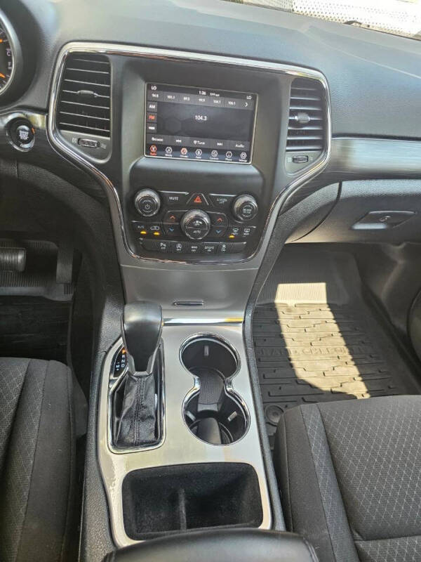 2021 Jeep Grand Cherokee Laredo E