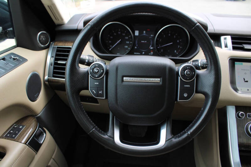 2017 Land Rover Range Rover Sport HSE