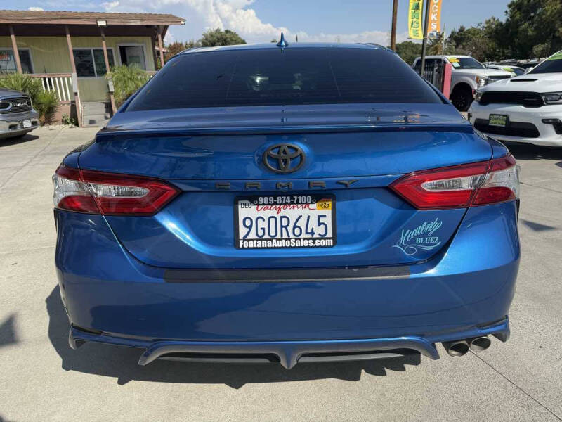 2019 Toyota Camry SE