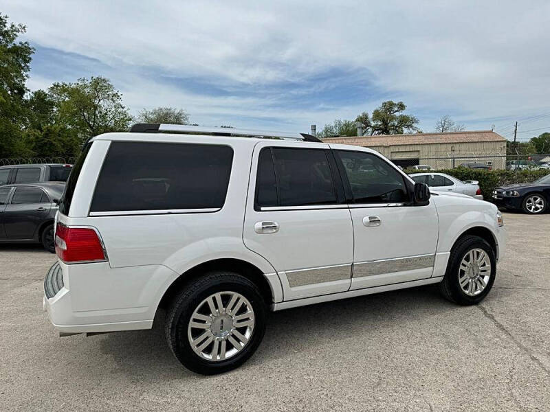 2012 Lincoln Navigator