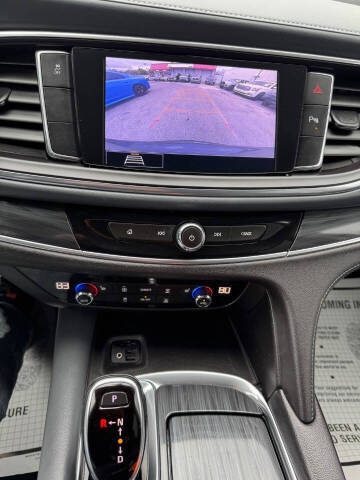 2020 Buick Enclave Essence
