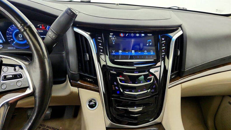2018 Cadillac Escalade ESV Premium Luxury