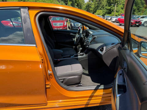 2017 Chevrolet Cruze LT Auto
