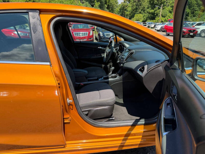 2017 Chevrolet Cruze LT Auto