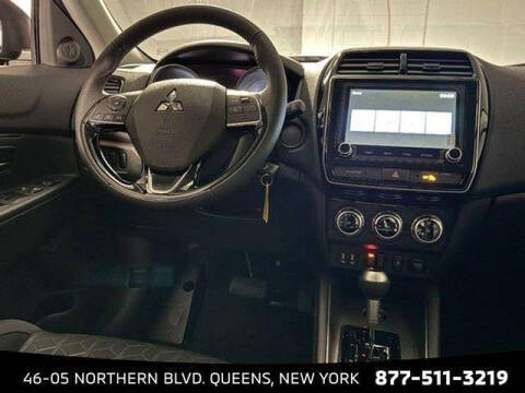 2025 Mitsubishi Outlander Sport LE