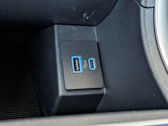 2023 Ford Edge SE