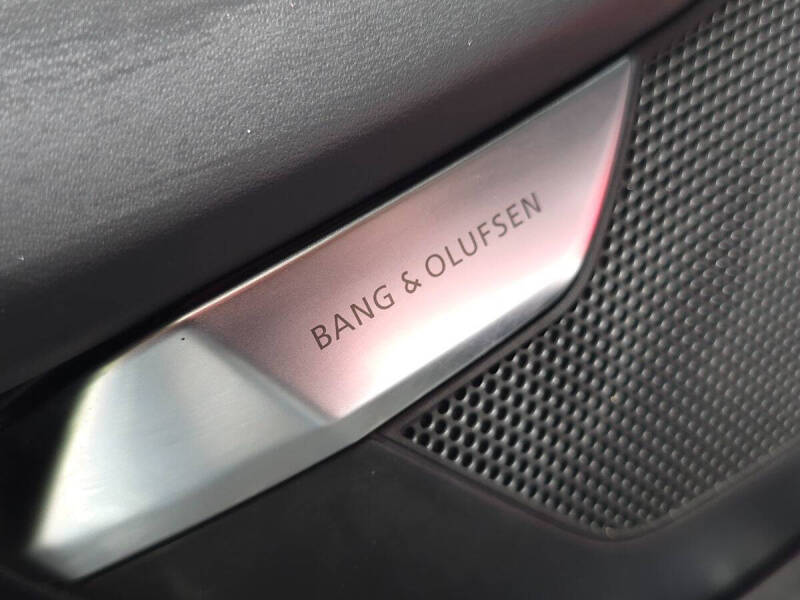 2024 Audi e-tron GT quattro Premium Plus