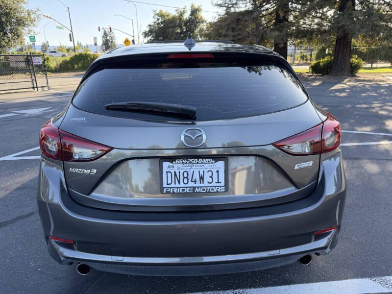 2018 Mazda MAZDA3 Grand Touring