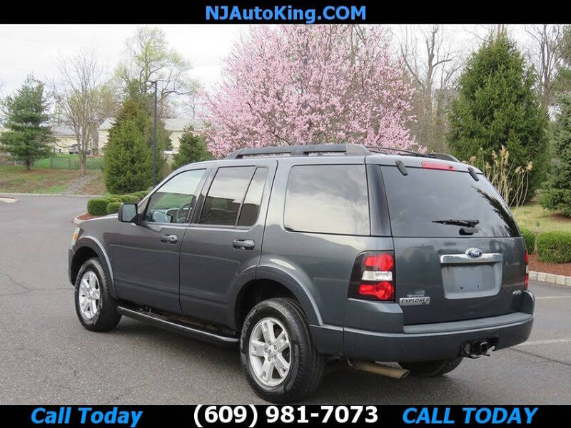 2010 Ford Explorer XLT
