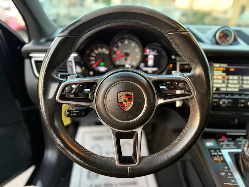 2016 Porsche Macan S