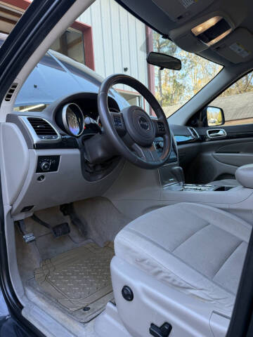 2011 Jeep Grand Cherokee Laredo