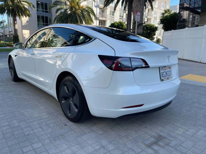2020 Tesla Model 3 Standard Range Plus