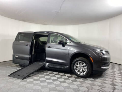 2022 Chrysler Voyager for sale at AMS Vans in Tucker GA