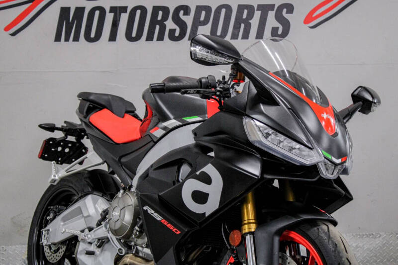 2021 Aprilia RS 660