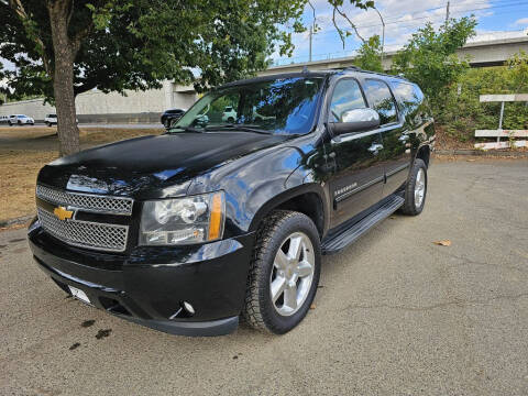 2014 Chevrolet Suburban for sale at EXECUTIVE AUTOSPORT in Portland OR