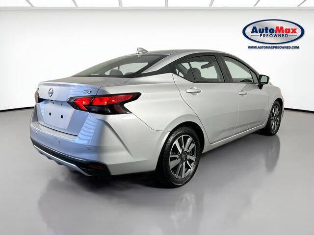 2023 Nissan Versa SV