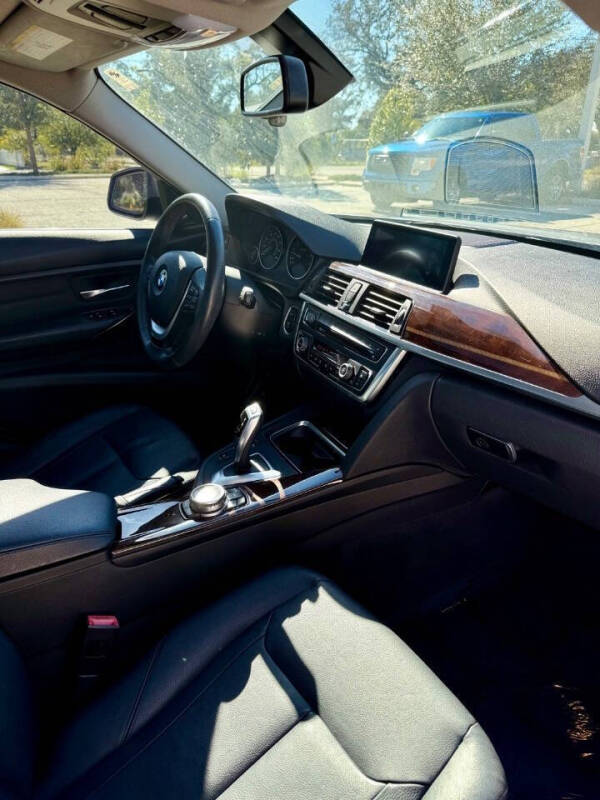 2014 BMW 3 Series 328i