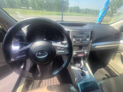 2011 Subaru Outback 2.5i Premium