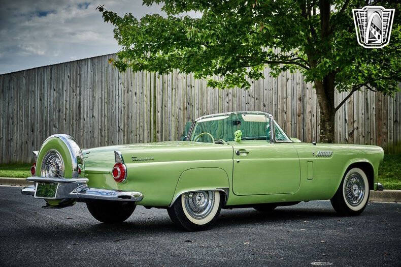 1956 Ford Thunderbird