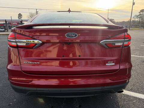2020 Ford Fusion SE
