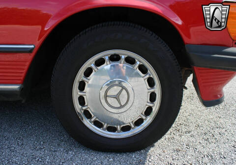 1987 Mercedes-Benz 560-Class 560 SL