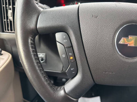 2023 Chevrolet Express 2500