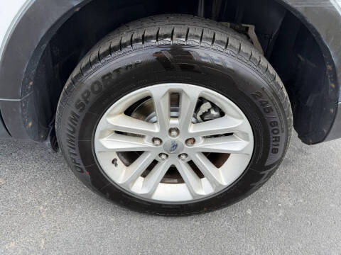 2011 Ford Explorer XLT