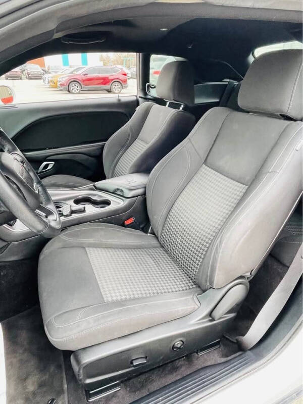 2018 Dodge Challenger SXT