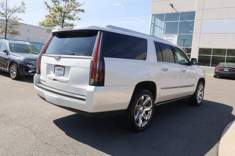 2018 Cadillac Escalade ESV Premium Luxury