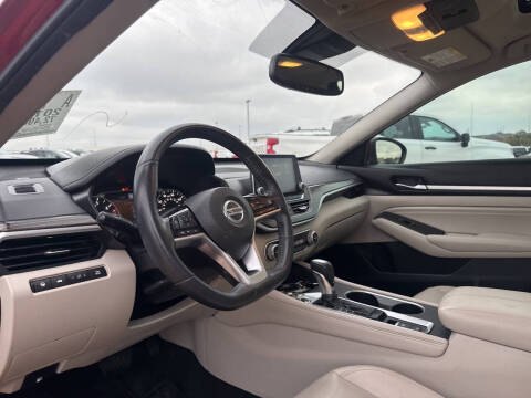 2019 Nissan Altima 2.5 Platinum