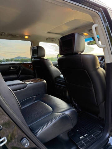 2015 Infiniti QX80