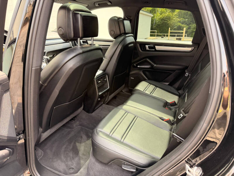 2019 Porsche Cayenne S
