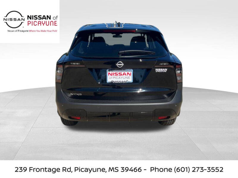 2026 Nissan Kicks S