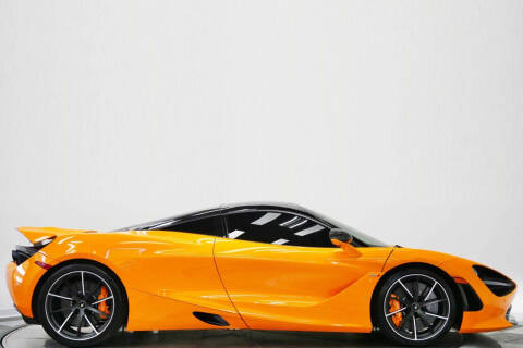 2022 McLaren 720S Performance
