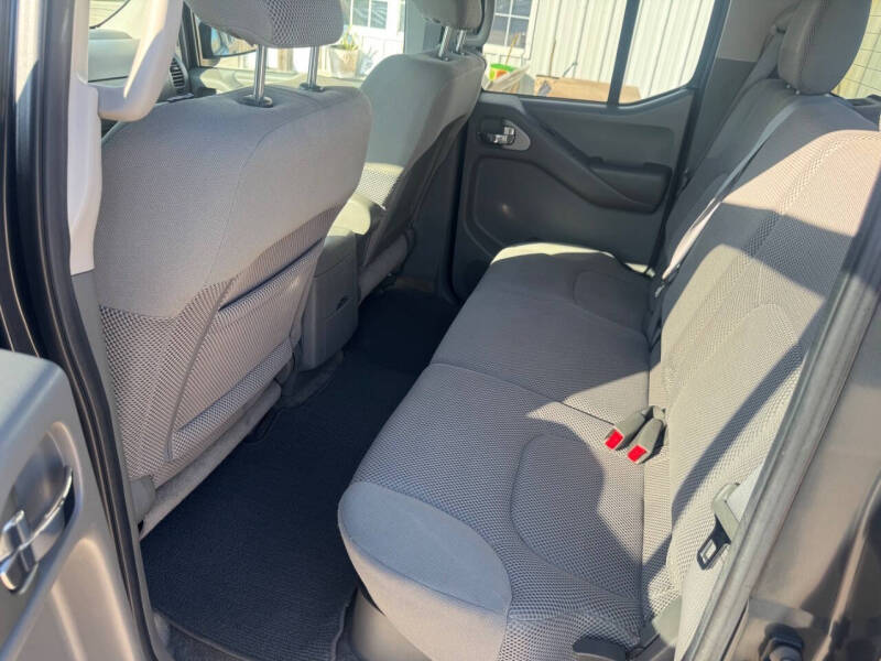 2011 Nissan Frontier SV V6