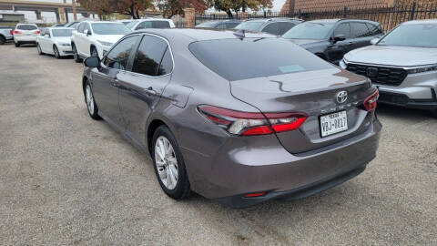 2022 Toyota Camry LE