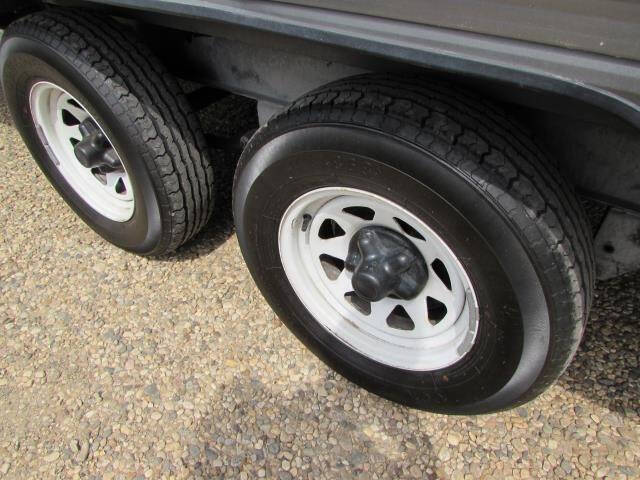 2015 CHEROKEE GREY WOLF