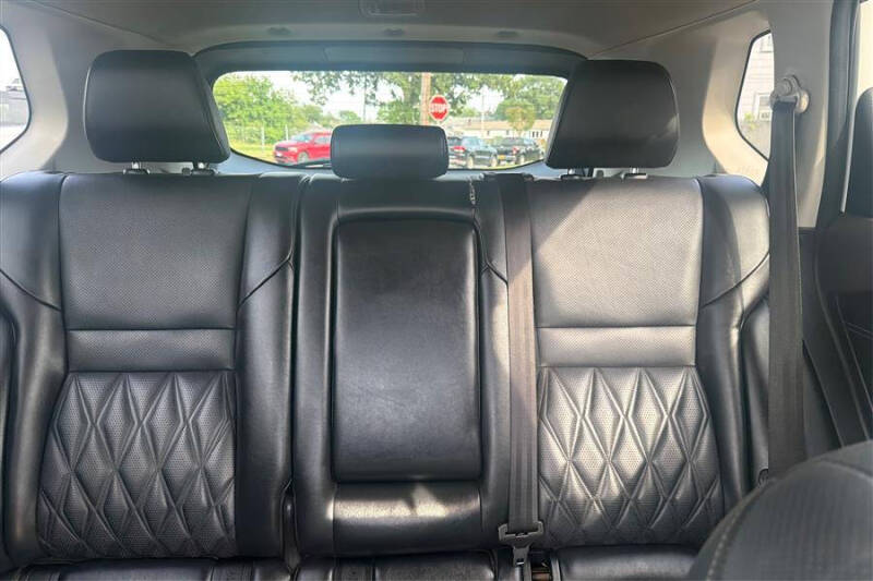 2022 Nissan Rogue Platinum
