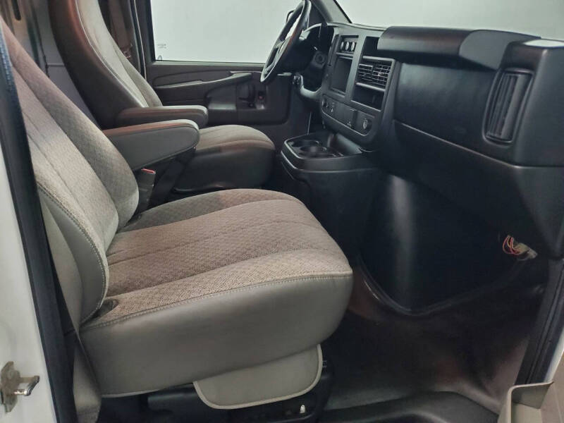 2015 Chevrolet Express 2500