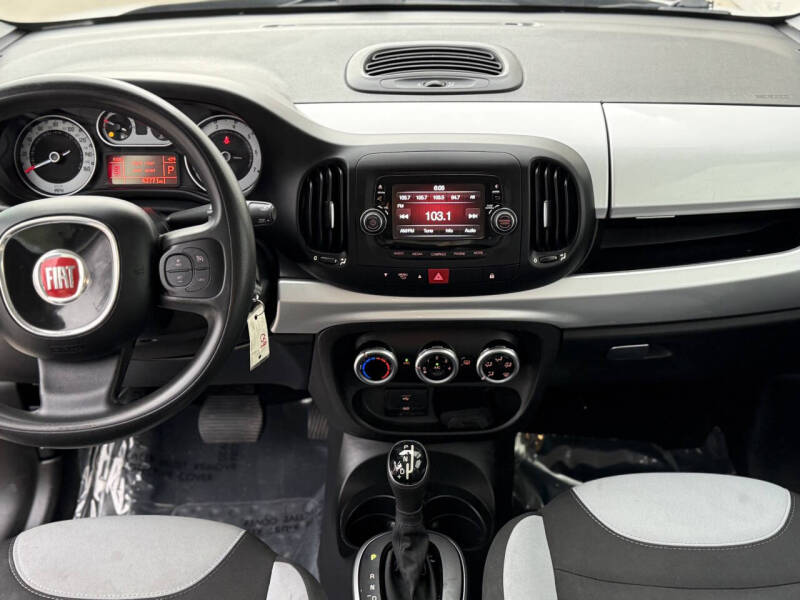 2015 FIAT 500L Pop