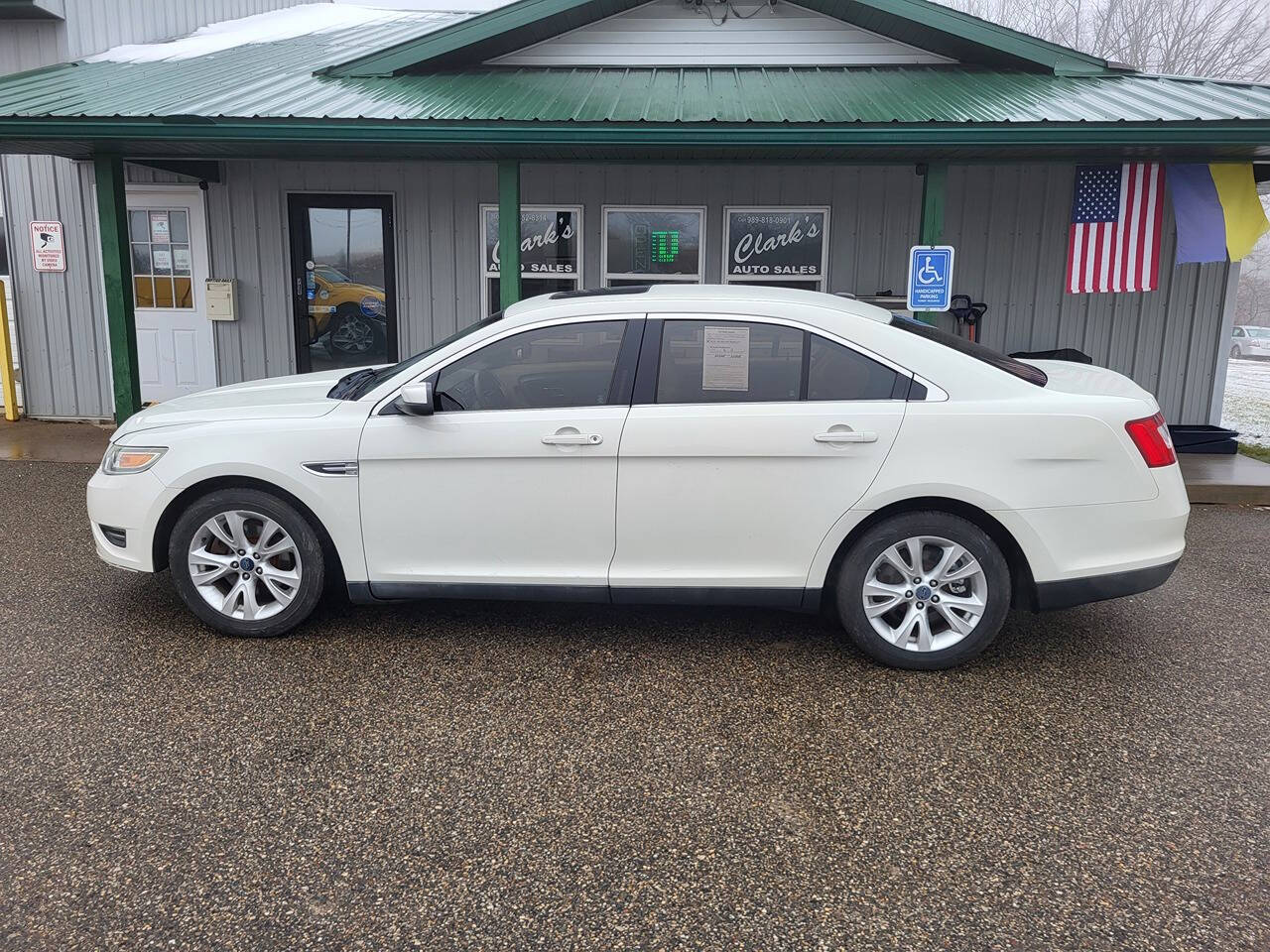 2010 Ford Taurus for sale at Clarks Auto Sales Inc in Lakeview, MI