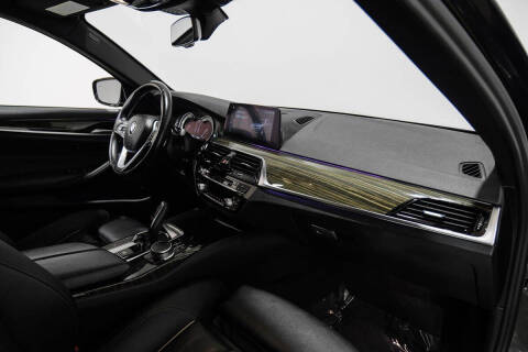 2019 BMW 5 Series 530i