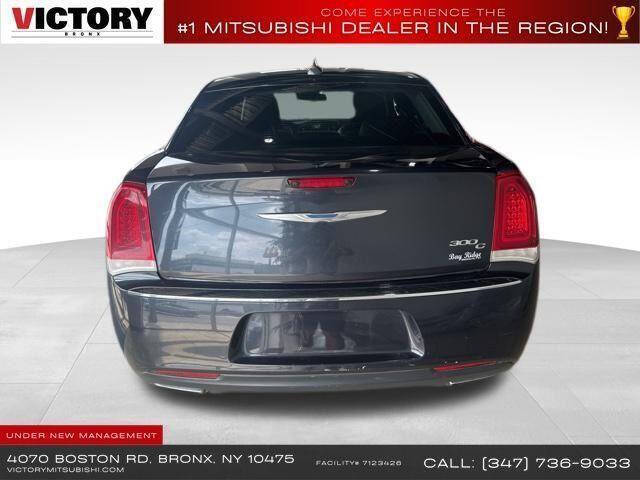 2017 Chrysler 300 C