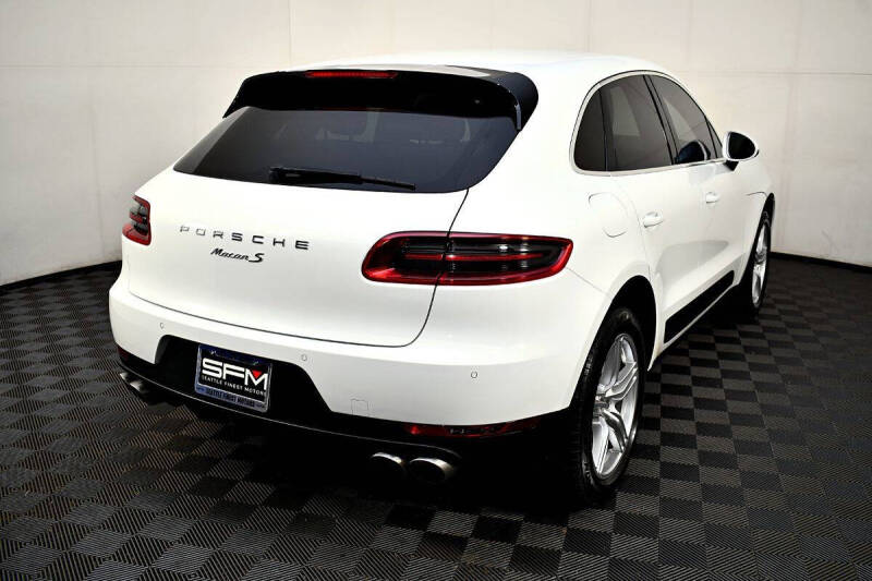 2016 Porsche Macan S