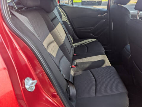 2016 Mazda MAZDA3 i Touring