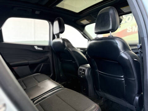 2023 Ford Escape ST-Line Select