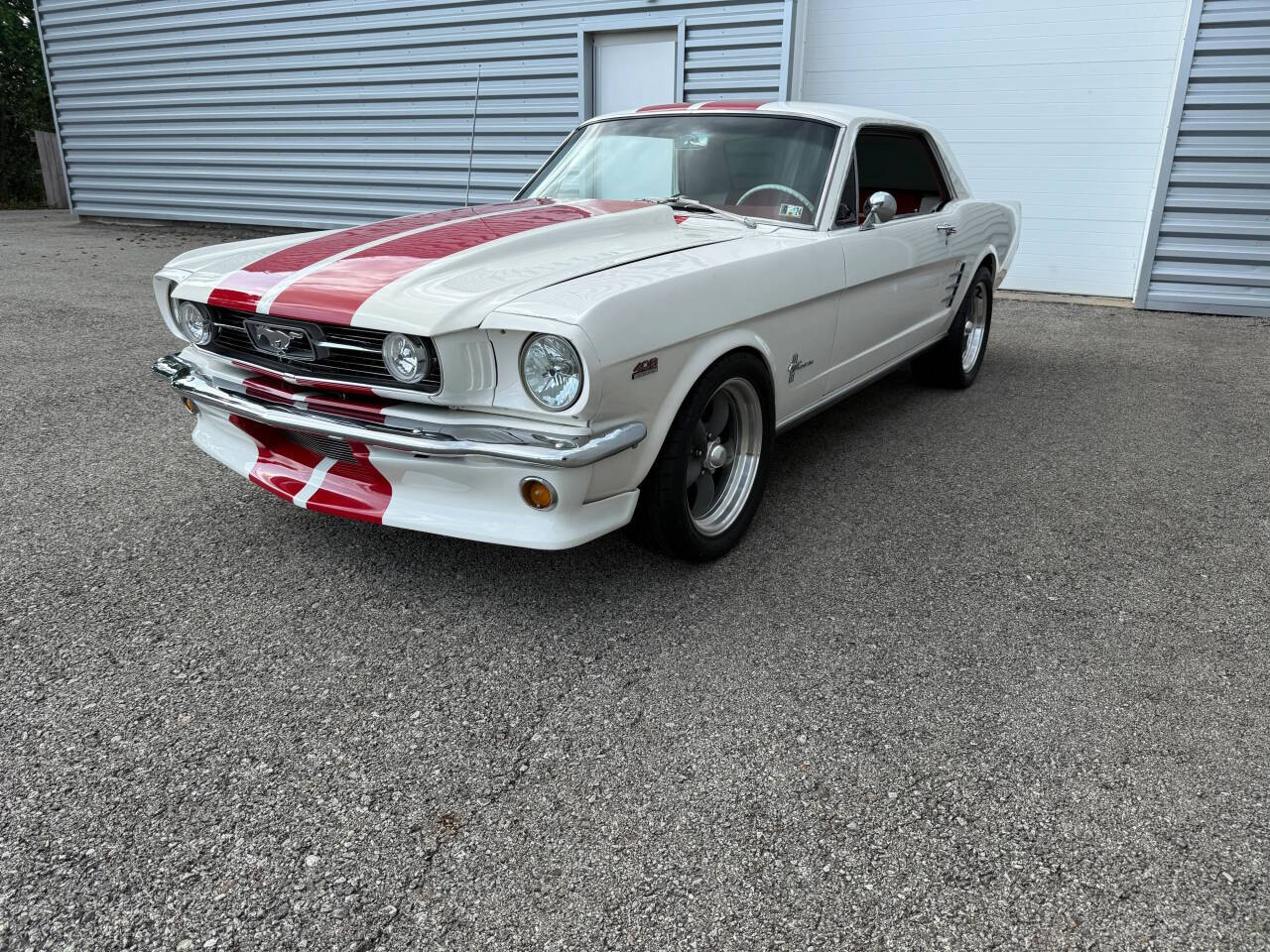 1966 Ford Mustang 172